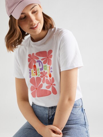 Iriedaily T-shirt 'De La Fleur' i vit