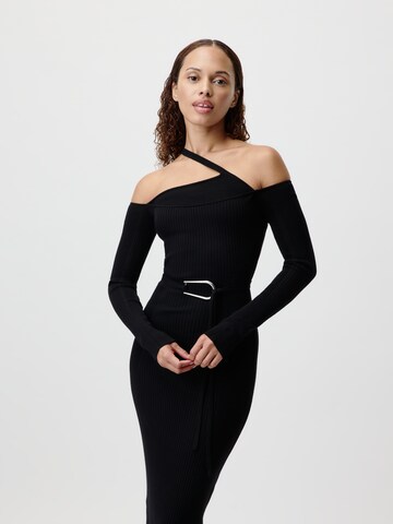 Rochie tricotat 'Rosa' de la LeGer by Lena Gercke pe negru: față