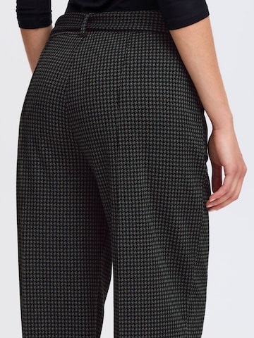 Regular Pantalon à plis 'Blenda' Fransa en vert
