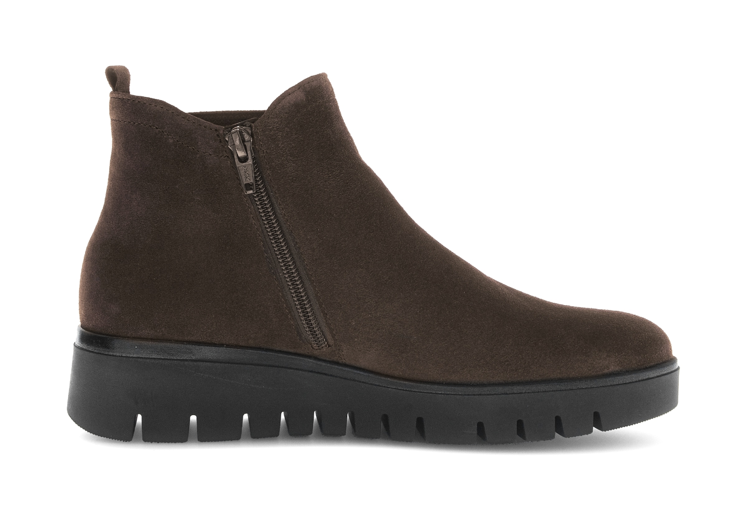 GABOR Chelsea Boots in Brown: front