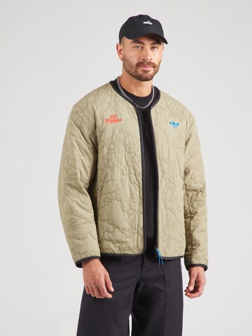 ADIDAS ORIGINALS Tussenjas in Groen: voorkant