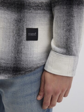 Mavi Comfort Fit Hemd in Weiß