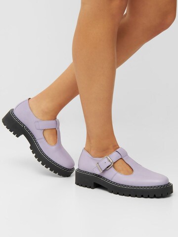 Mocassin 'BIAGUNNA Mary Jane' Bianco en violet : devant