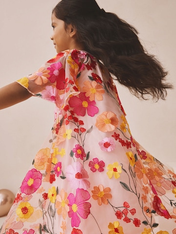 Rochie de la Next pe roz