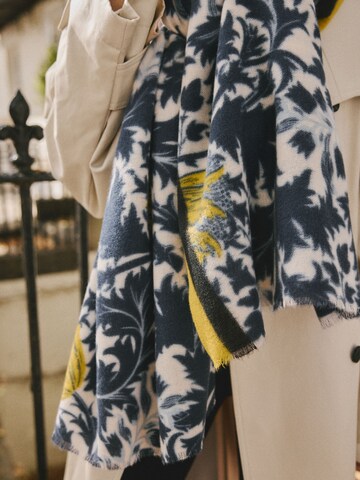 Next - Cachecóis em azul