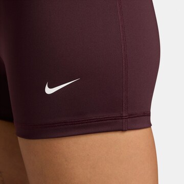 NIKE Skinny Sporthose in Weiß