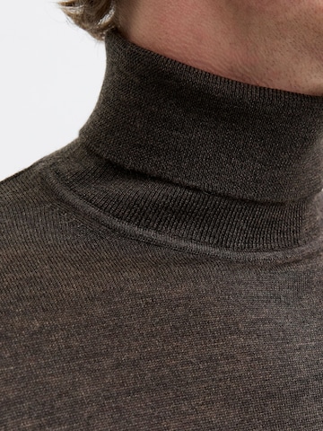 Pullover '12216829' di JACK & JONES in marrone