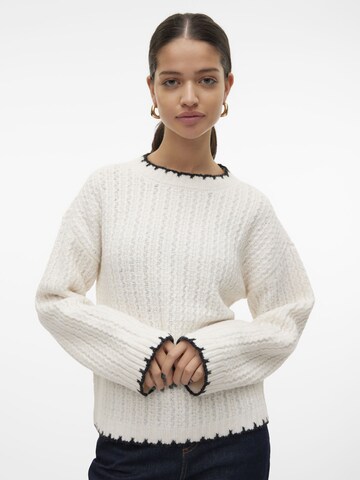 VERO MODA Sweater in White
