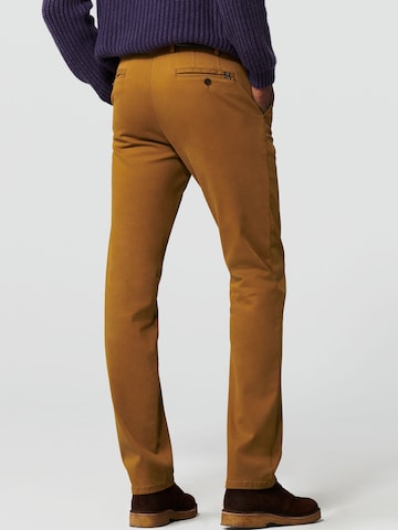 Regular Pantalon chino MEYER en orange : devant