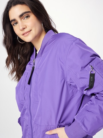 River Island Prehodna jakna | vijolična barva