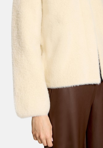 Cardigan Betty Barclay en beige