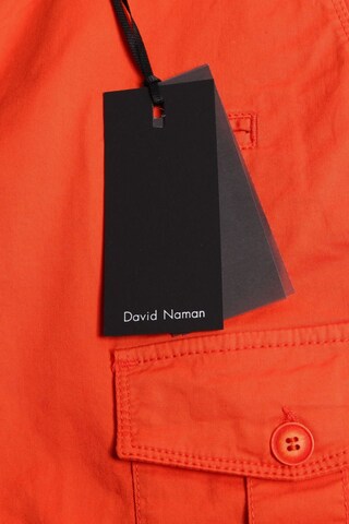 DAVID NAMAN Shorts 31-32 in Orange