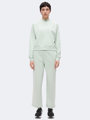 PUMA Treenipuku värissä vihreä