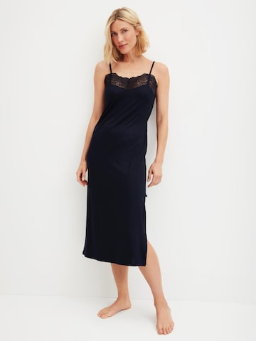 Camicia da notte 'Elegant Dreams' di CALIDA in nero