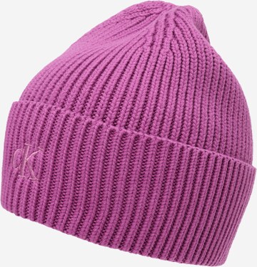 Calvin Klein Jeans Beanie in Purple: front