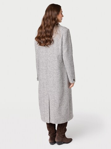 Cappotto di mezza stagione di Quiosque in grigio