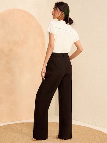 love & rosesWide Leg/ Široke nogavice Hlače s naborima - crna boja