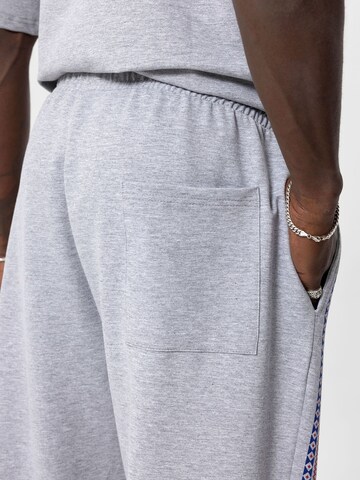 Loosefit Pantalon 'Herault' VAMOS CLO en gris