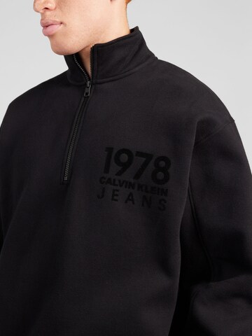 Calvin Klein Jeans Sweatshirt in Schwarz