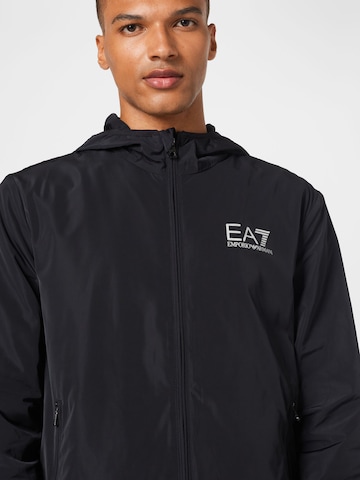 EA7 Emporio Armani Jacke in Schwarz