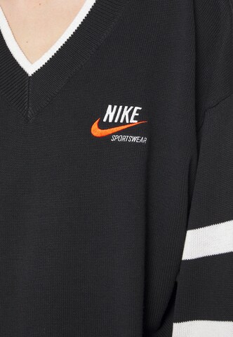 NIKE Sweatshirt 'NSW Trend' in Schwarz