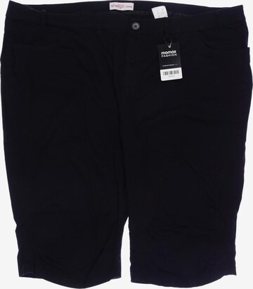SHEEGO Shorts in 7XL in Black: front