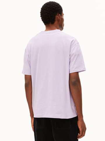 ARMEDANGELS T-Shirt MAARKOS in Lila: Vorderseite
