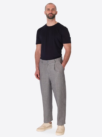 Distretto12 Loose fit Trousers with creases 'T. Certo' in Blue