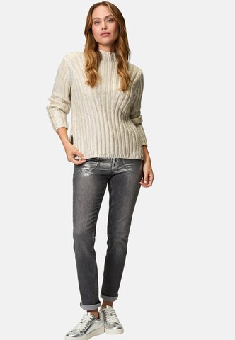 zero Pullover in Beige