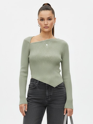 studioselect Sweater 'Elaine' in Green: front