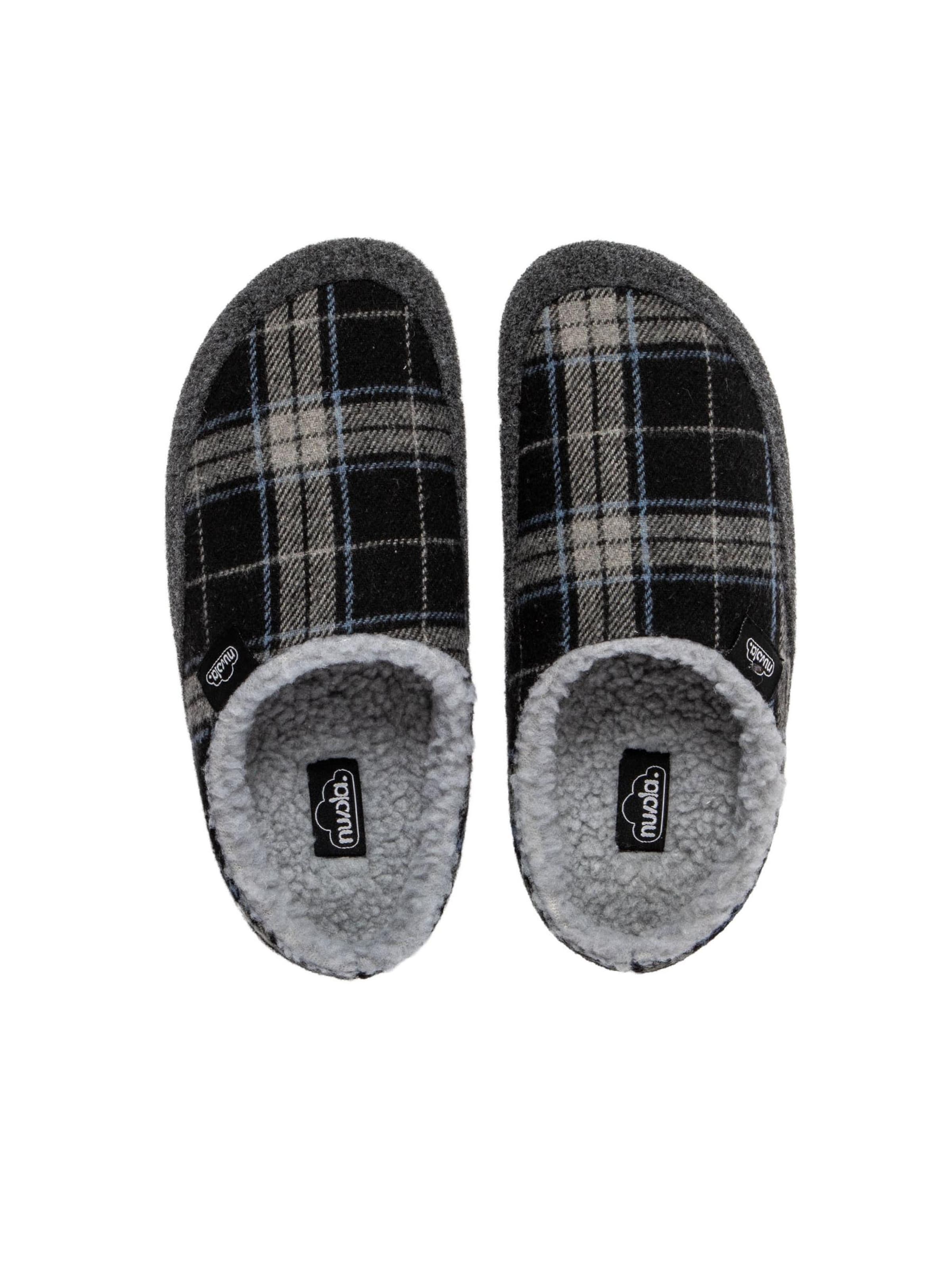 Ciabatta 'Zueco Nessy' di Nuvola. in nero