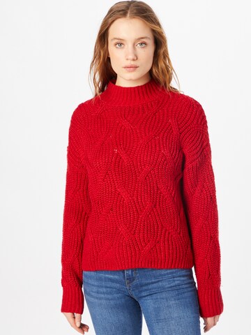 American Eagle Sweater in Red: front