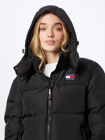 Tommy Jeans Jacke 'Alaska' in Schwarz