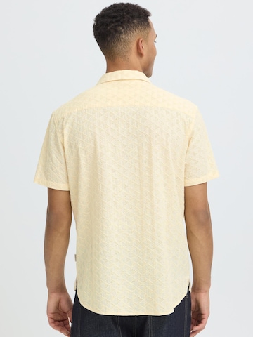 Coupe regular Chemise ' BHAulia ' BLEND en beige