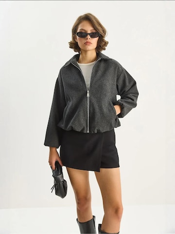 Bianco Lucci Tussenjas in Grijs