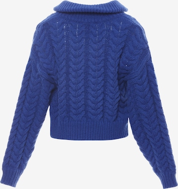 Geacă tricotată de la MYMO pe albastru