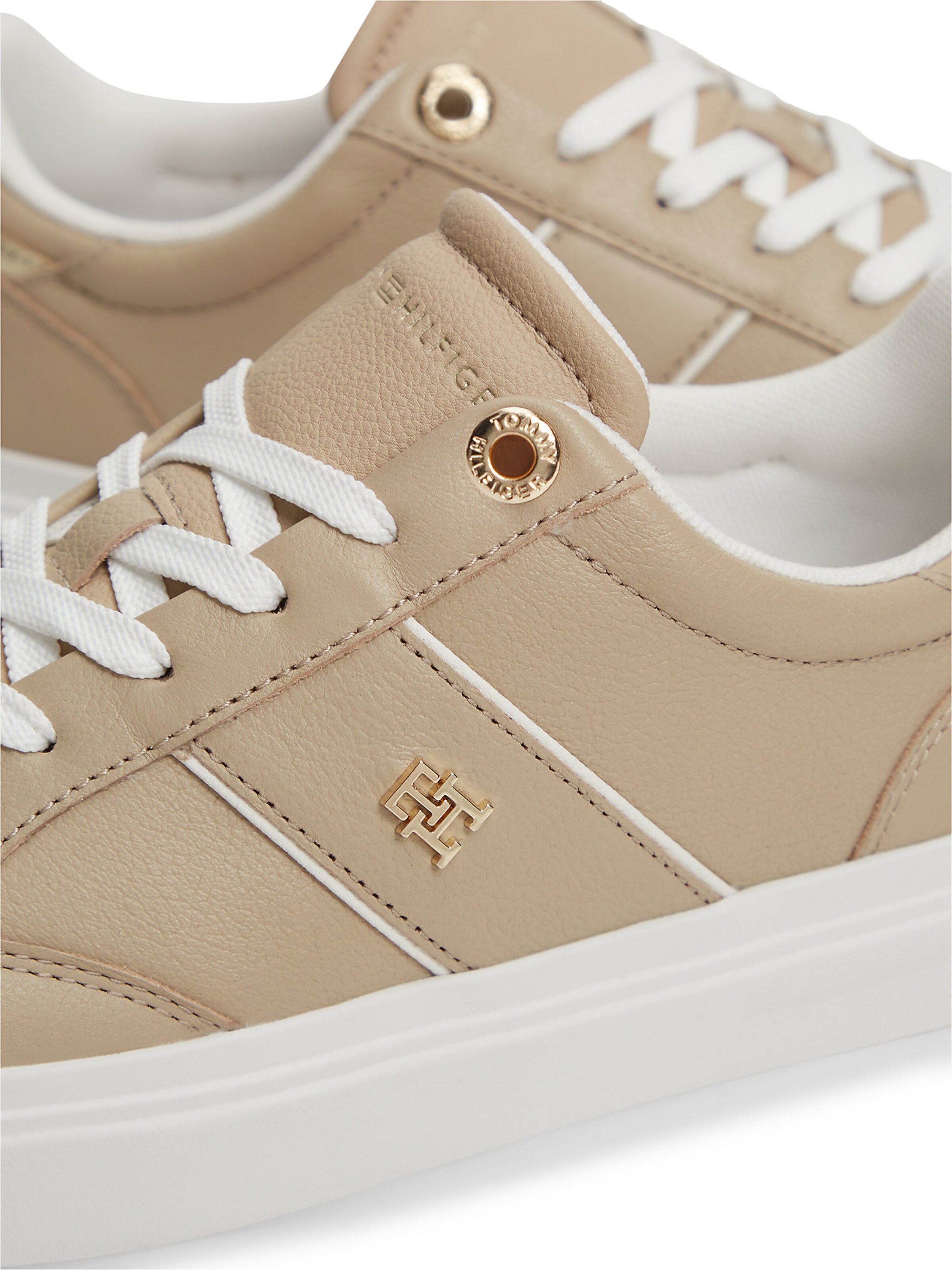 Baskets basses TOMMY HILFIGER en beige