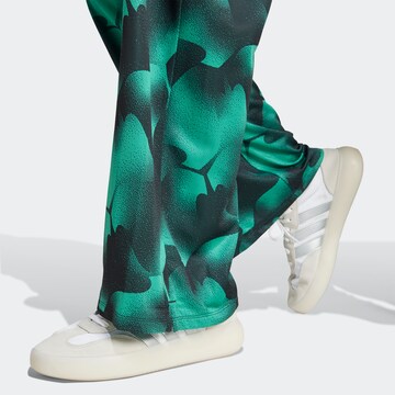 ADIDAS SPORTSWEAR Široký strih Športové nohavice - Zelená