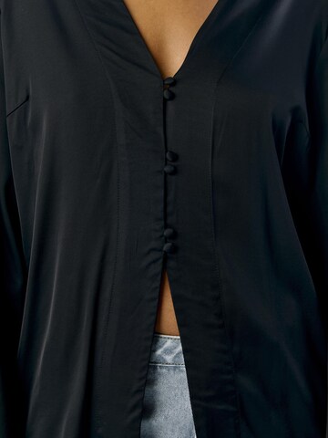 OBJECT Bluse i sort