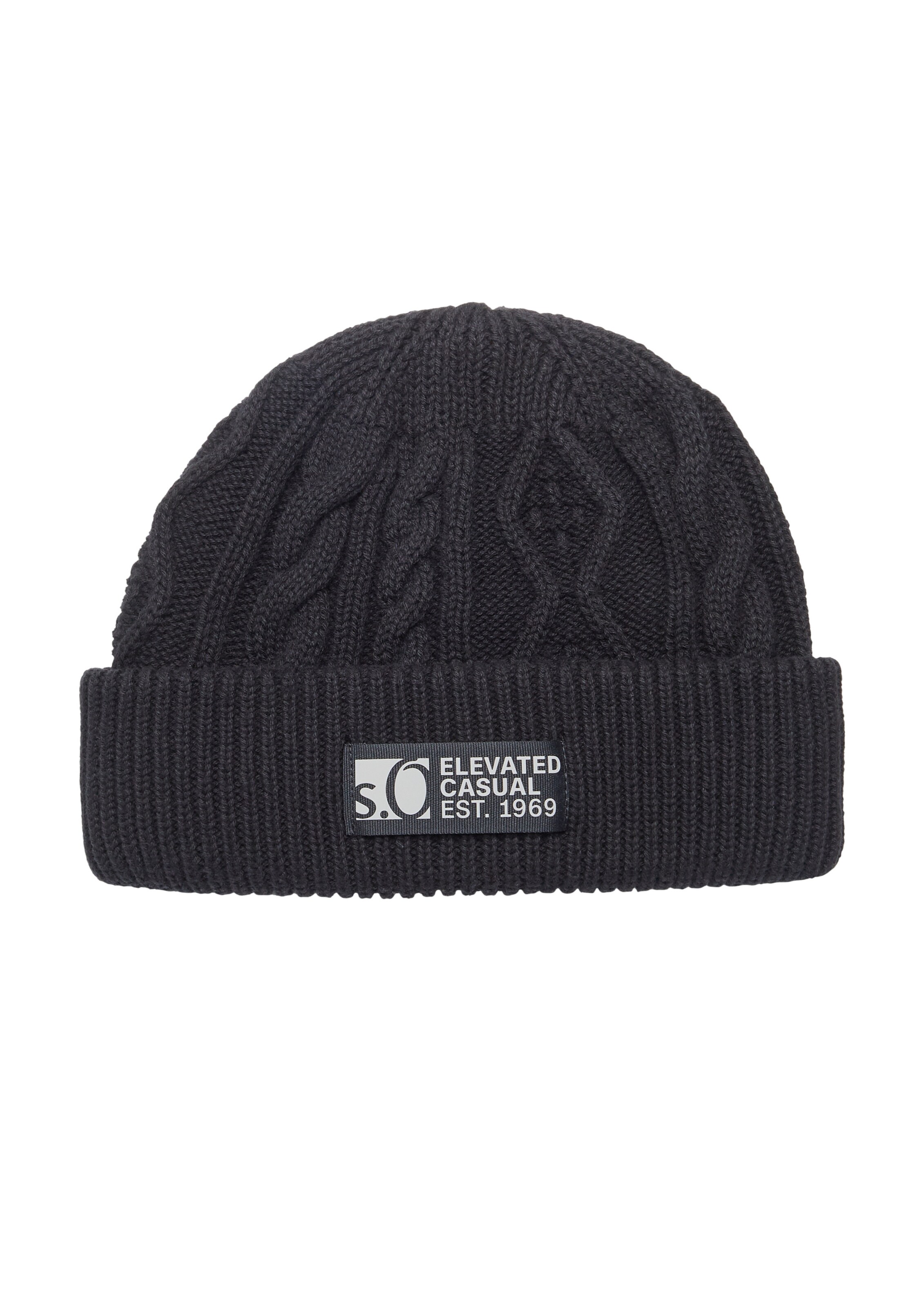 s.Oliver Beanie in Black: front