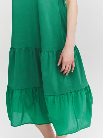 Robe d’été 'Fia Z' TATUUM en vert