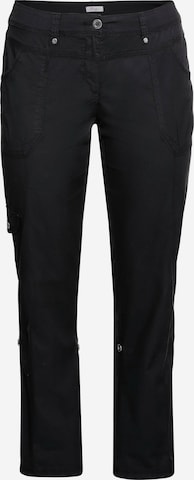 SHEEGO Regular Cargo Pants in Black: front