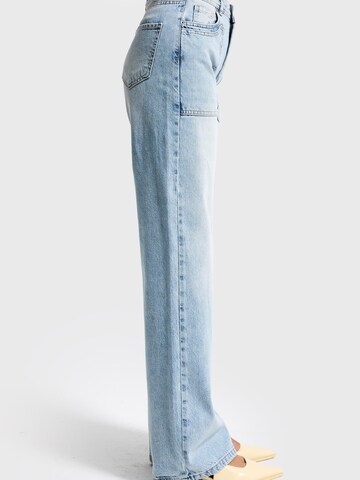 IT'S BASIC Regular Jeans 'STRAIGHT LOW RISE JEANS' in Blauw