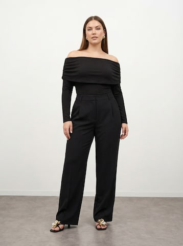 CITA MAASS Wide leg Trousers with creases in Black