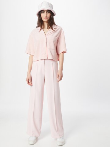 SELECTED FEMME Zvonové kalhoty Kalhoty se sklady v pase 'Tinni' – pink