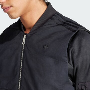 Gilet 'Premium Essentials+' di ADIDAS ORIGINALS in nero