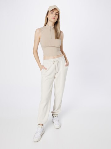 Abercrombie & Fitch - Tapered Pantalón 'SUNDAY' en blanco