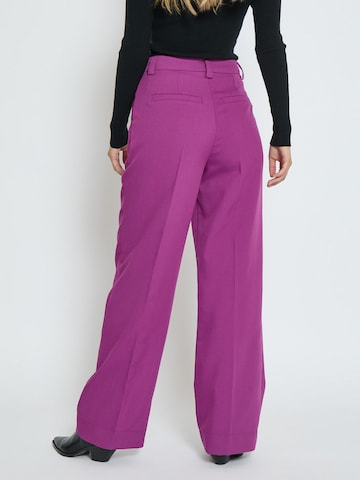 Peppercorn Loosefit Hose 'Ginette' in Lila