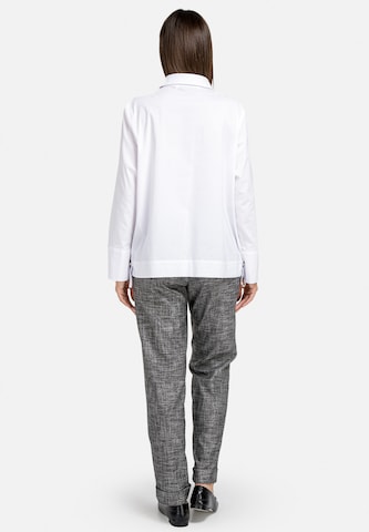 Regular Pantalon HELMIDGE en gris