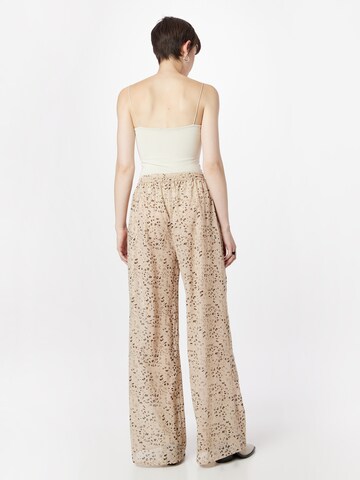 Wide leg Pantaloni 'Georgette' di Nasty Gal in grigio